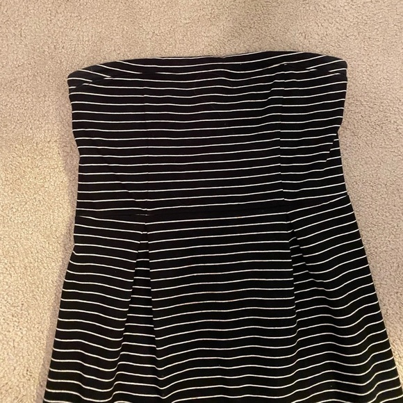 OLD Navy Striped Strapless Dress - Picture 2 of 9
